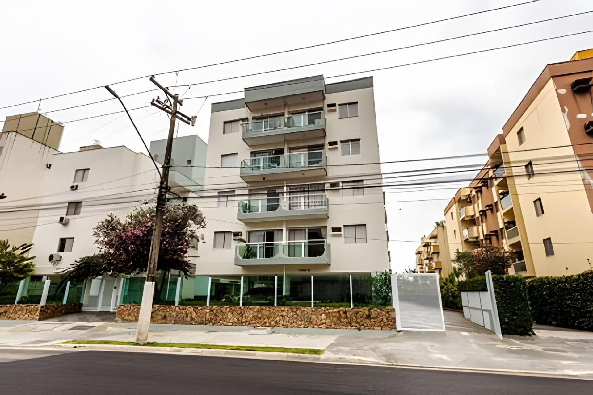 Apto Na Enseada Excelente Localizacao, 500M Da Praia, Garagem, Ar Condicionado Portaria 24 Horas غوارويا المظهر الخارجي الصورة